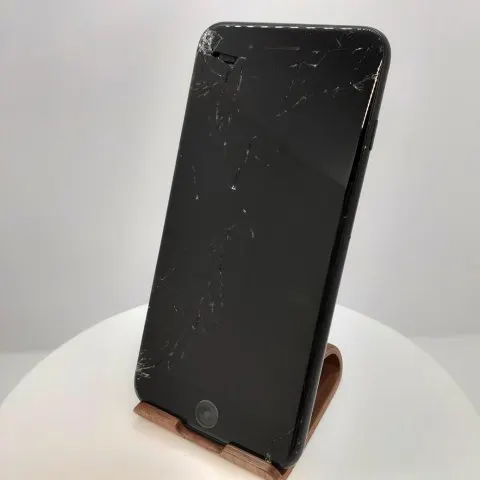 iPhone 7 Plus 128GB docomo 359189072411695の画像（1）