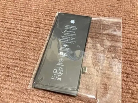 【Apple純正】iPhone 8 交換 バッテリー 動作品の画像（2）