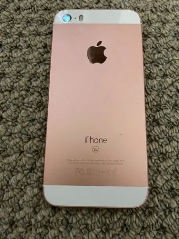 iPhoneSEの画像（1）