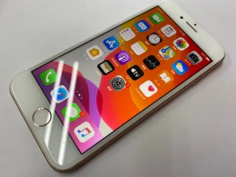 Apple - 【値下げ】iPhone 8plus  au バッテリー92% レッド 値下げ】iPhone 8plus au バッテリー92% レッド