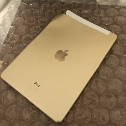 iPad Air2 WiFi + Cellular docomo 筐体破損の画像（1）
