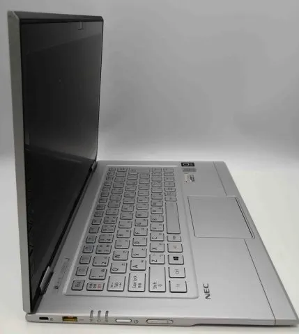 NecタブレットPC i5（中古）、4GBのメモリ、SSD128GBの画像（1）