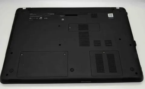 Vaioノートパソコン i3 (中古）、4GBのメモリ、HDD500GBの画像（2）