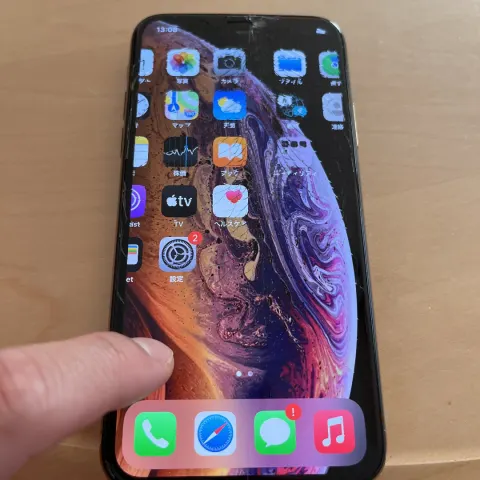 iPhone Xs 256GB auの画像（0）
