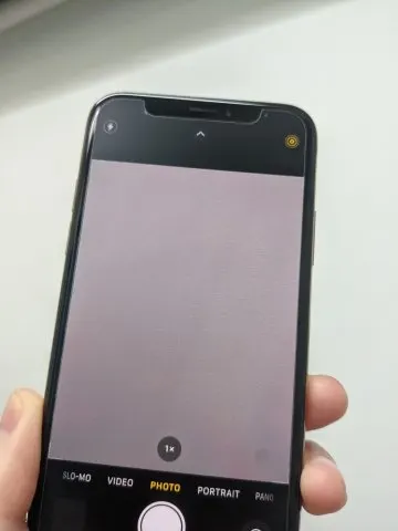 バッテリ交換済み100%！ iPhone XS 256GBの画像（2）