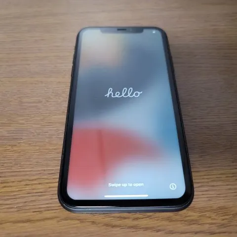 iPhone 11 Black 64GB SoftBankの画像（0）