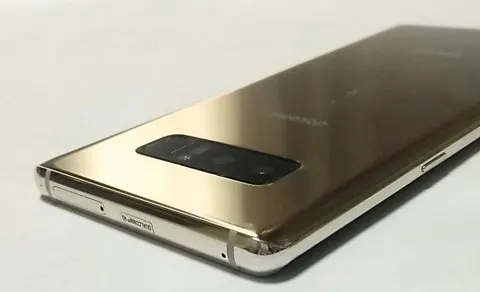 GALAXY　note8 ゴールド　液晶焼け多め　SIMフリーの画像（3）