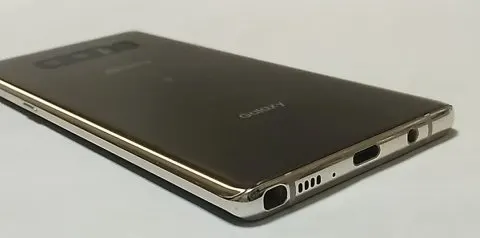 GALAXY　note8 ゴールド　液晶焼け多め　SIMフリーの画像（4）