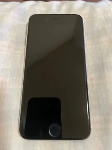 iPhone SE 第二世代　白　128GB　※au回線ネットワーク利用制限× SIMロック解除済みの画像（0）