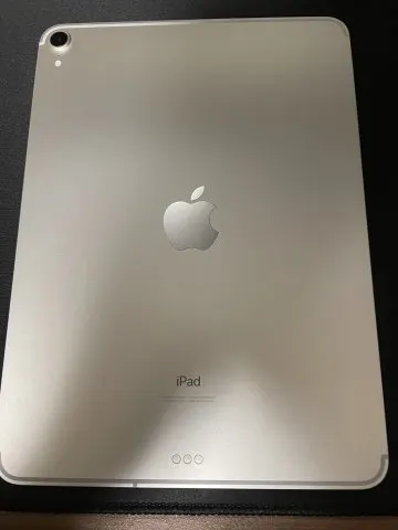 【ぽちゃ丸さま専用】iPad Pro 2018 11インチ 64GB （赤ロム）の画像（2）
