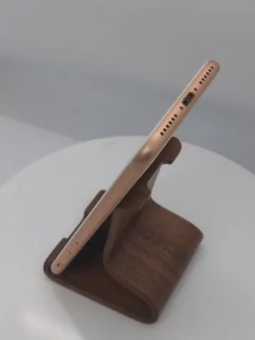 iPhone 8 64GB SIMロック解除済みの画像（3）