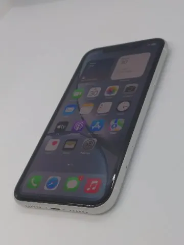 iPhone XR 128GB SIMフリーの画像（0）
