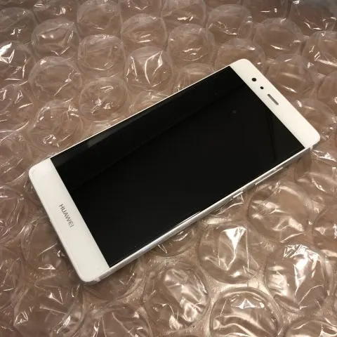 Huawei P9 EVA-L09 電源×の画像（0）