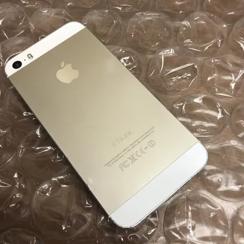 iPhone5s 32GB  docomo 画面割れの画像（1）