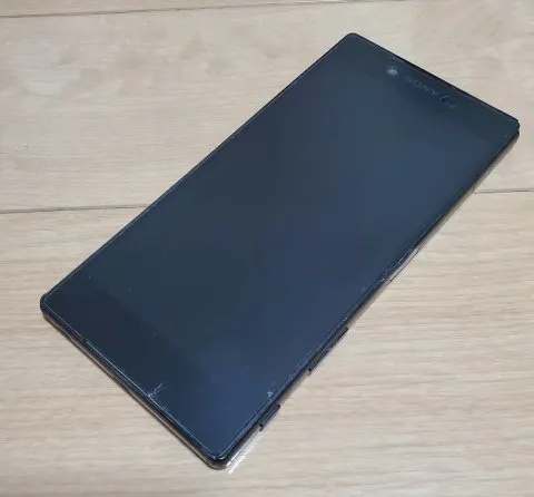 海外版　Xperia Z5 Premium（E6853）の画像（1）