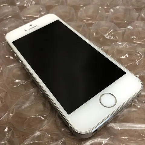 iPhone5s 64GB 通電あり 起動×の画像（1）
