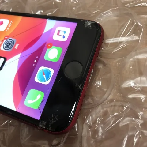 iPhone8 64GB docomo 画面割れ カメラ△の画像（3）