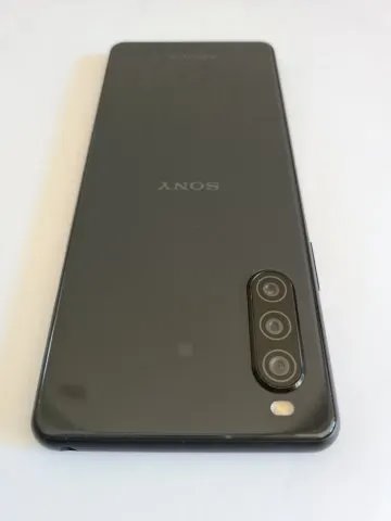 ジャンク Xperia 10 II A001SO ブラックの画像（2）