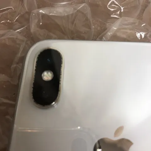 iPhone X  64GB  Softbank  SIMロック解除済 画面割れの画像（4）
