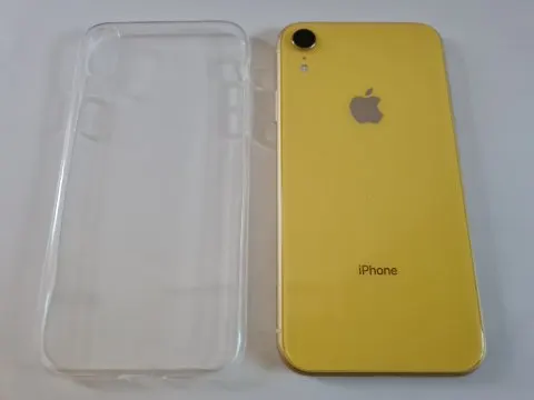 softbank iPhoneXR 64GB Yellow MT082J/A SIMロック解除済み 判定▲の画像（0）