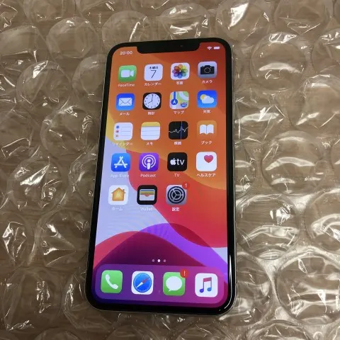 iPhoneX 64GB  SB  SIMロック解除済 美品だけどカメラ黒円の画像（0）