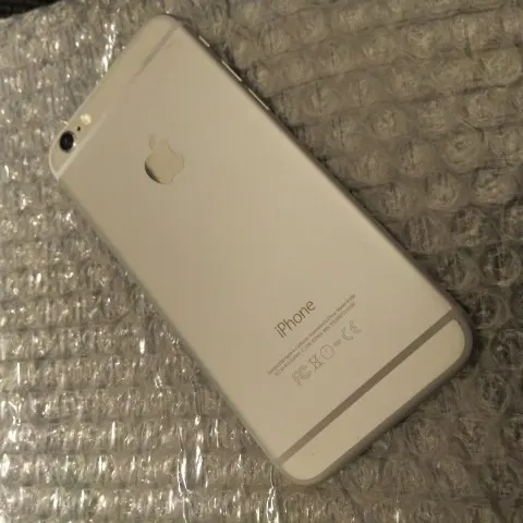 iPhone6 画面割れ 64GB Softbankの画像（1）