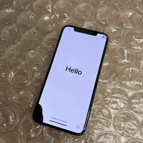 iPhoneX 64GB 両面割れ アクティベーションロックの画像（0）