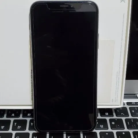 iPhone XS 64GBの画像（3）