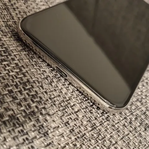 【訳ありお得品！】iPhone X 64GB SIMフリーの画像（2）