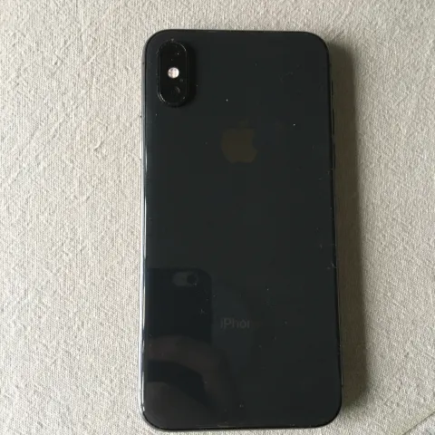 iPhone XS 512GB アクティベーションロックの画像（1）