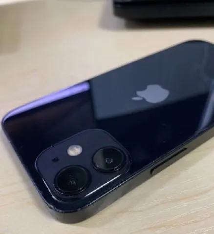 iPhone 12 mini ブラック 128 GB SIMフリーの画像（3）