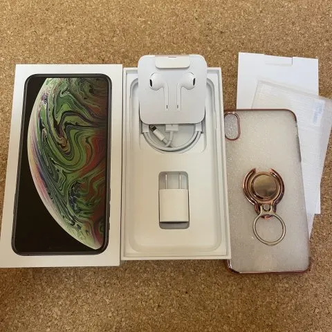 rui様専用　　　　　　　　iPhoneXSMax64GBバッテリー100% ジャンク品の画像（2）