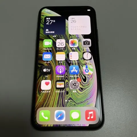 iPhoneXs 64GBの画像（1）