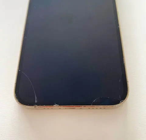 iPhone12Pro 128GB softbank ゴールド 赤ロム 利用制限× ガラス割れ 動作良好の画像（2）