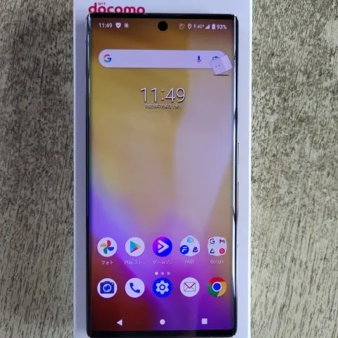 docomo arrows NX9 F-52A ゴールド SIMフリー 赤ロムの画像（1）