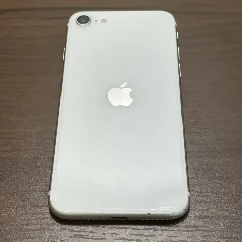 iPhone SE 第二世代 64GB ジャンクの画像（2）