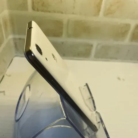 Huawei Y6 デモ機の画像（2）