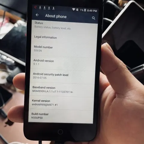Alcatel OneTouch Tru 5065N ジャンクの画像（2）