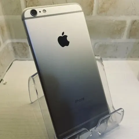 iOS10.0.2 iPhone6Plus 128GBの画像（1）