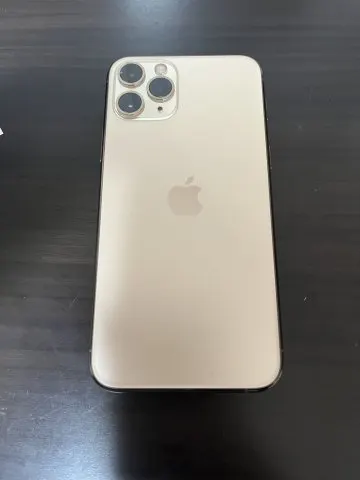 <赤ロム>iPhone11pro 256GBの画像（1）