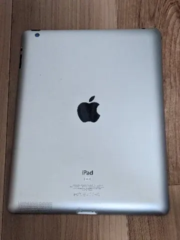 iPad 第3世代 WiFiモデル 16GB A1416の画像（1）