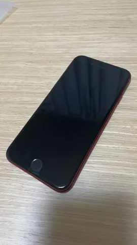 iPhone 8 64GB 判定△(元キャリアau)の画像（1）