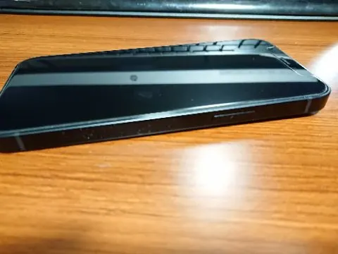 iPhone 12 mini 【128GB】 ブラック/美品/SIMフリー/赤ロム/DocomoSIM等使用可の画像（3）