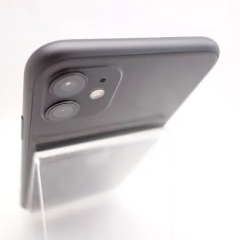 【赤ロム】iPhone11 128GB ブラック SoftBank版 利用制限×の画像（1）