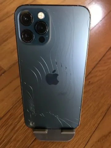 iPhone12Pro SIMフリーの画像（1）