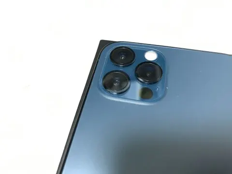 最終値下げ　赤ロム　iPhone 12 Pro 256GB SIMフリー× Wi-Fi環境可　デザリング　94% 判定×の画像（2）