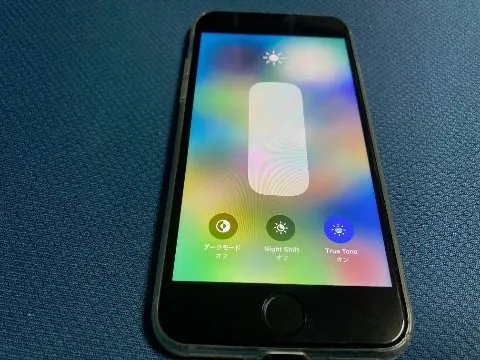 最終価格】iPhone SE2 ホワイト SIMフリー 判定△ SBM系 64GB 96