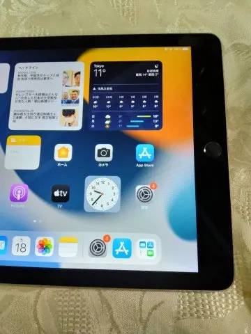 Apple iPad Air2 Wifi-Cellular 32GB スペースグレイ タブレット MNVP2J/A 利用制限△の画像（2）