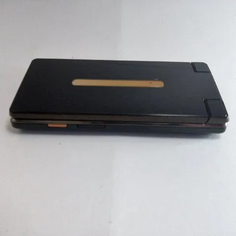 au AQUOS K SHF31 利用制限ｘ 通電確認済みの画像（4）
