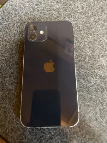 iPhone12 64GBの画像（1）
